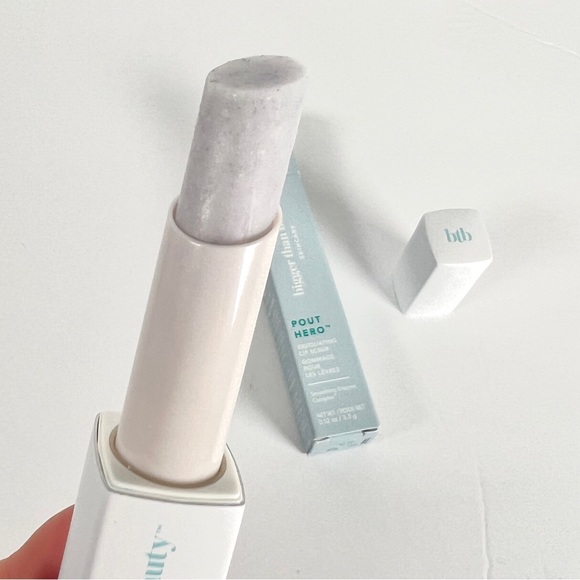 Bigger Than Beauty Skin care Pout Hero Exfoliating Lip Scrub - Picture 3 of 4